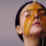 manfaat masker madu untuk jerawat